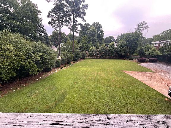 4th image of 2157 Mount Vernon Rd