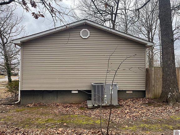 2nd image of 1024 Fox Ridge Ct