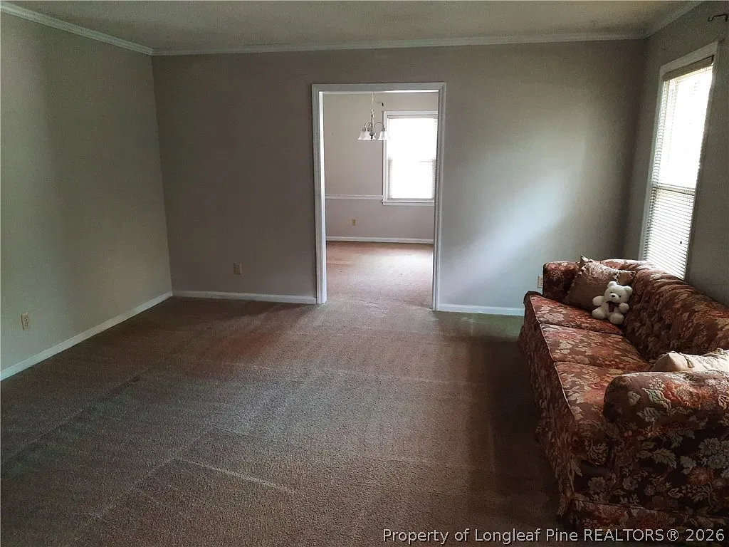 3 bed, 2.0 bath, 1647 sqft, $1,600 — Photo 4