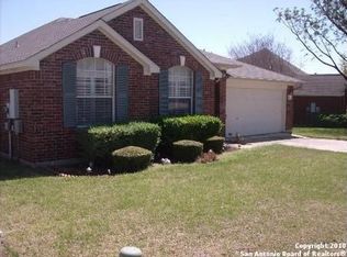 1525 Juniper Ln, Schertz, TX 78154