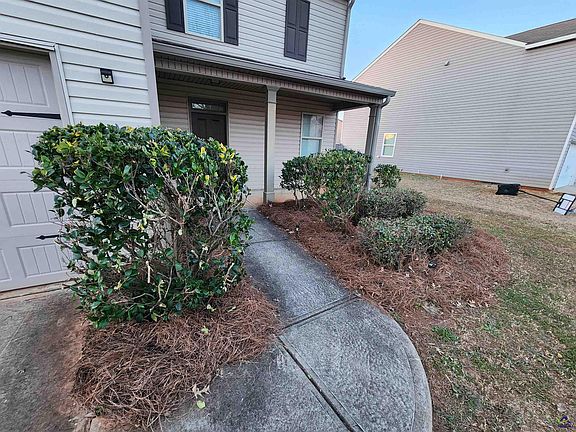3rd image of 223 Flowing Meadows Dr