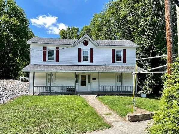 309 Longwood Ave, Farmville, VA 23901