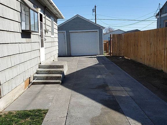 2nd image of 1117 W Cascade Ave