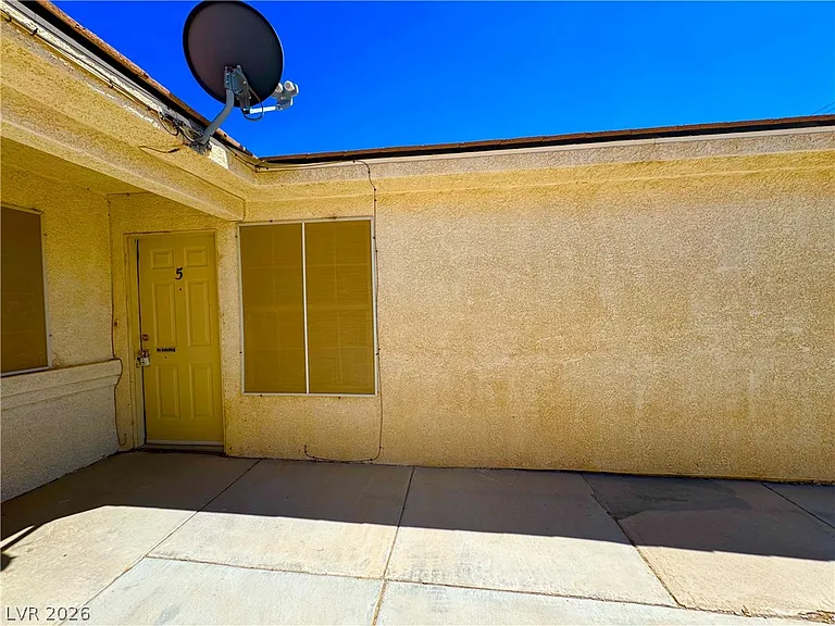 1800 E Ambush St #5 — Photo 2