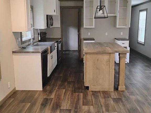 5th image of 16115 Antelope Ln #47