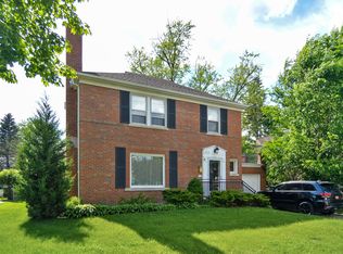 6922 N Kenton Ave, Lincolnwood, IL 60712