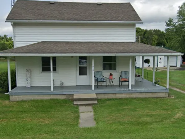 2318 E Montgomery Rd, Hillsdale, MI 49242