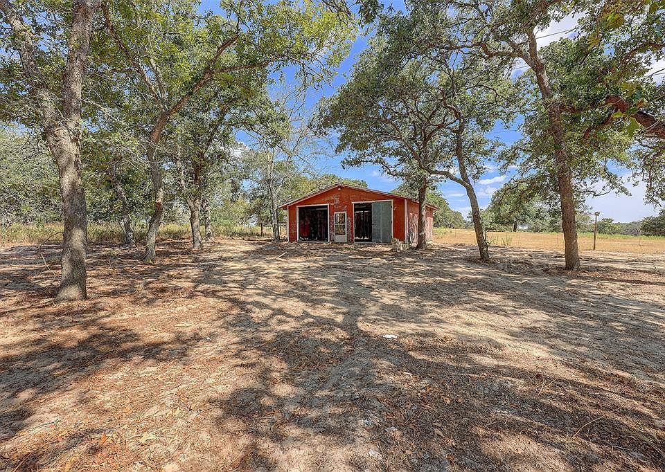 164 Leaning Oaks Cir Seguin TX Zillow