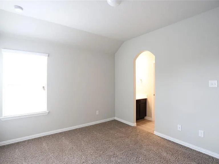 15928 Holly Crk — Photo 14