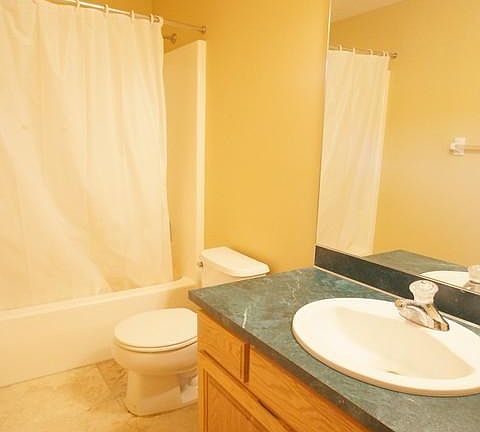 5th image of 1016 Shoal Pointe Dr