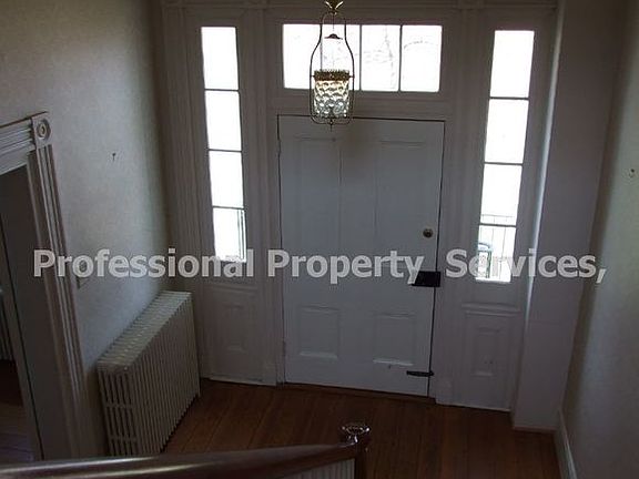5th image of 1331 Jefferson Pike