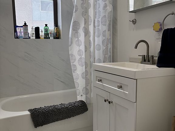 4th image of 63 Burbank St APT 10