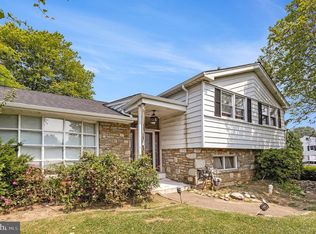 7612 Oak Lane Rd, Cheltenham, PA 19012