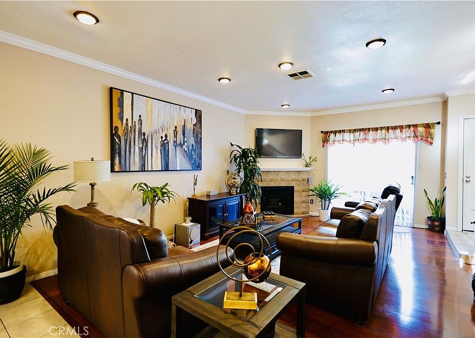 1st image of 800 Glenway Dr Unit 101