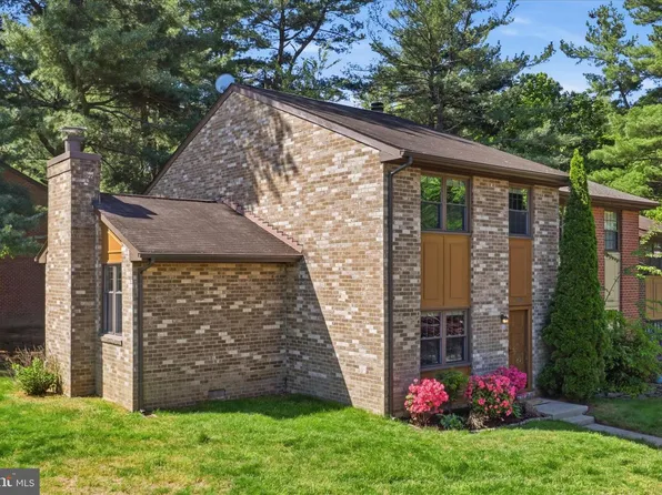 11321 Headlands Ct, Reston, VA 20191