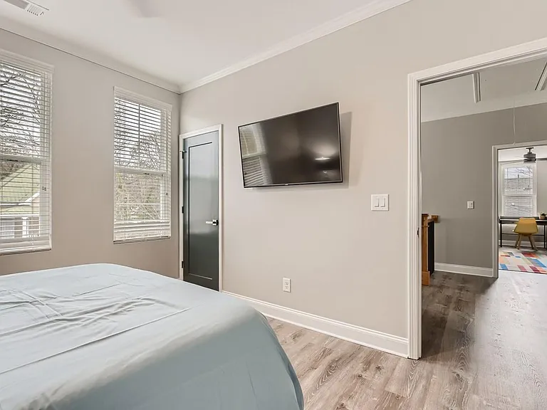 884 Sims St SW — Photo 18