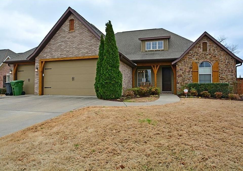 1st image of 4314 W Woodview Dr