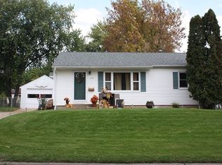 1247 Scott Ave, Waterloo, IA 50701