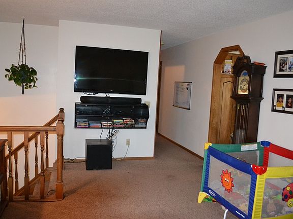 living room leading to hallway