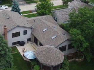 1072 Partridge Ln, Lake Zurich, IL 60047