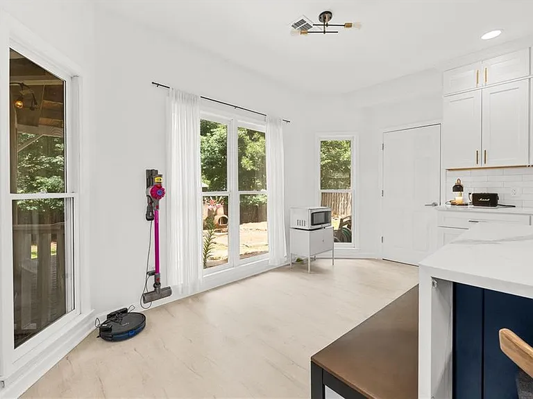 790 Milton Oaks Dr — Photo 20