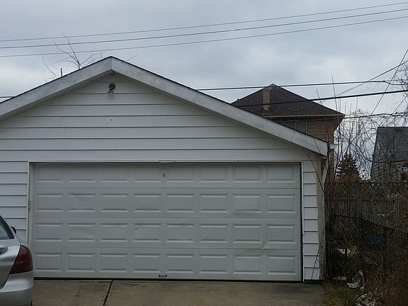 2nd image of 8823 Park Heights Ave