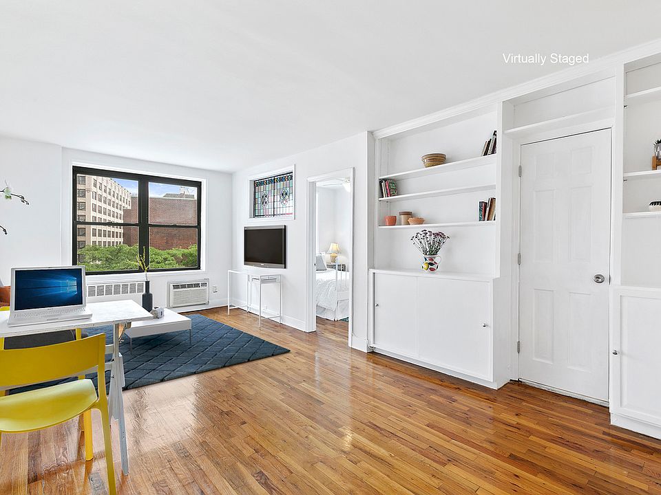1st image of 165 Christopher St #4H