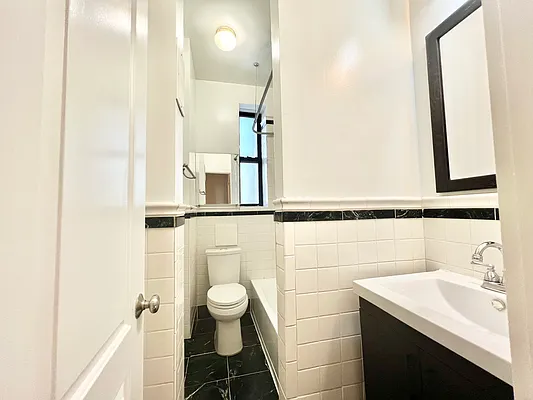 Rented by A&E Real Estate Management | media 10