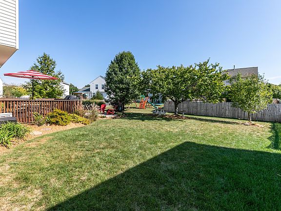 4th image of 5034 Gilwood Dr