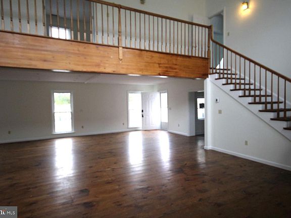 3rd image of 5511 Casson Neck Rd