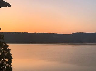 1679 Lookout Mountain Dr, Scottsboro, AL 35769