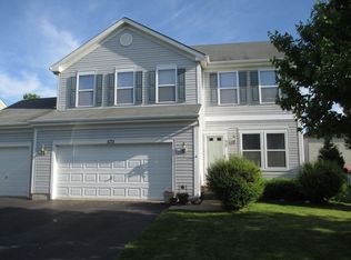 535 Stoffa Ave, Elburn, IL 60119