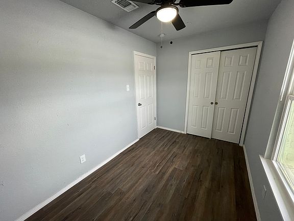 4th image of 5135 W Commerce St #2