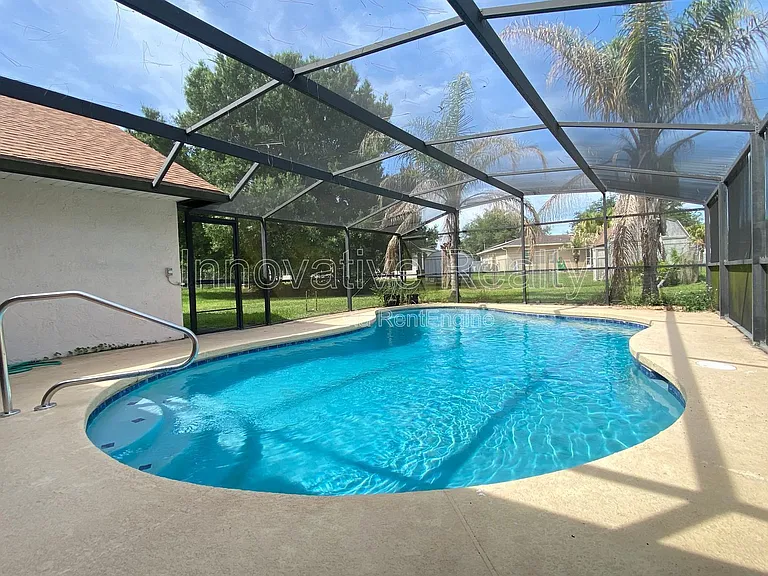 1025 Derbyshire Dr — Photo 25