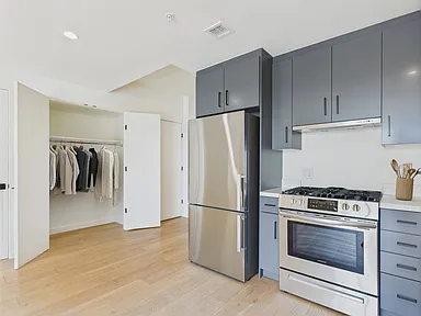 2BR, 2BA Plan I 1180 SF