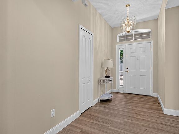 5th image of 1351 Makarios Dr