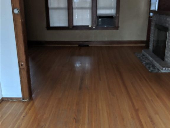 5th image of 711 La Fayette Ave