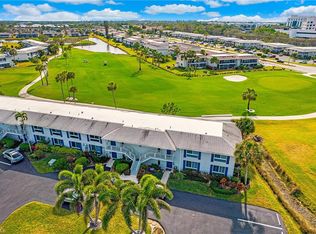 118 Penny Ln APT 1, Naples, FL 34112