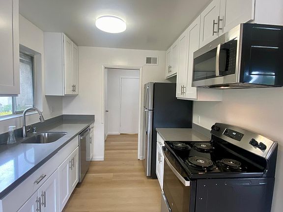 5th image of 438 Gabilan St