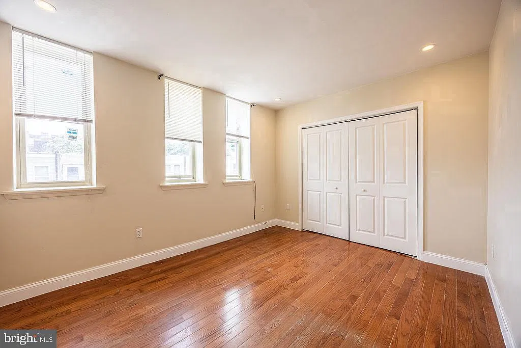 2 bed, 1.0 bath, 875 sqft, $1,250 — Photo 4