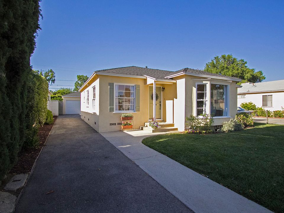1st image of 17551 Lemay Pl