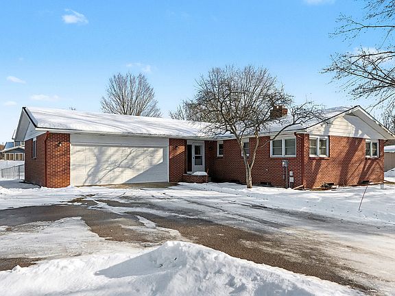 2nd image of 411 Walden Dr