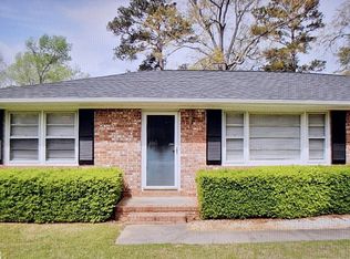 109 Manning Rd, Greenwood, SC 29649