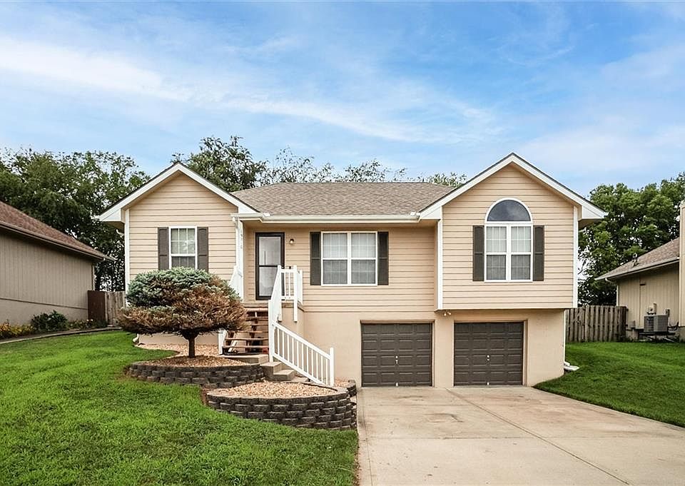 1st image of 19310 Diamond Ln
