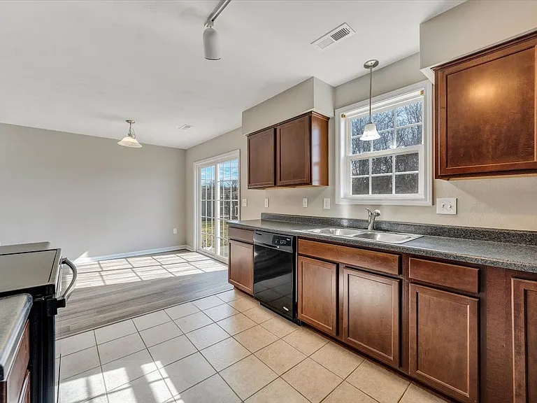 4606 Spring Willow Ln NW — Photo 6