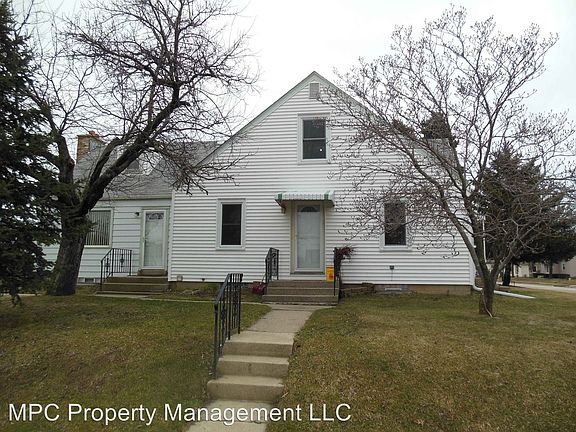 2nd image of 328 Menomonee Ave