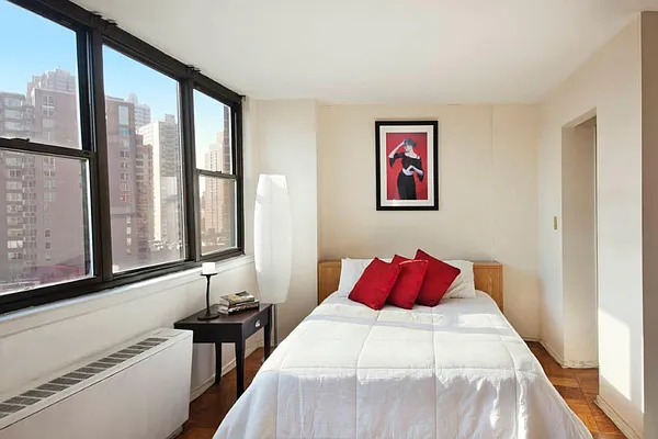 Sold by Town Residential | media 13