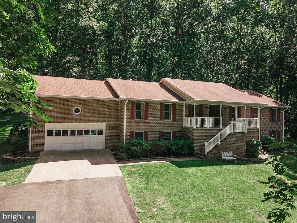 1st image of 4066 Rolling Hills Dr