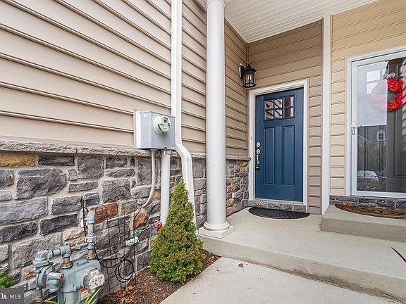 2nd image of 203 Trotters Ct Lot 4