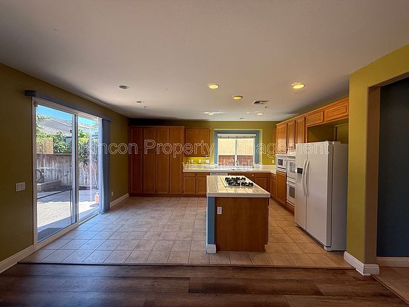 5th image of 2029 Milagro Pl